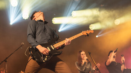 Jak začít s plánováním maturitního plesu?